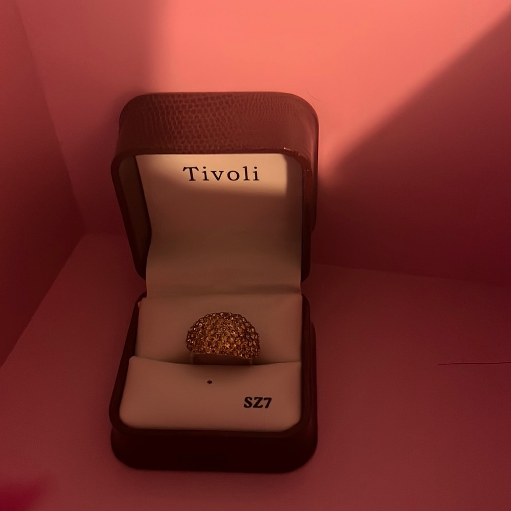 Shiny, gold ring